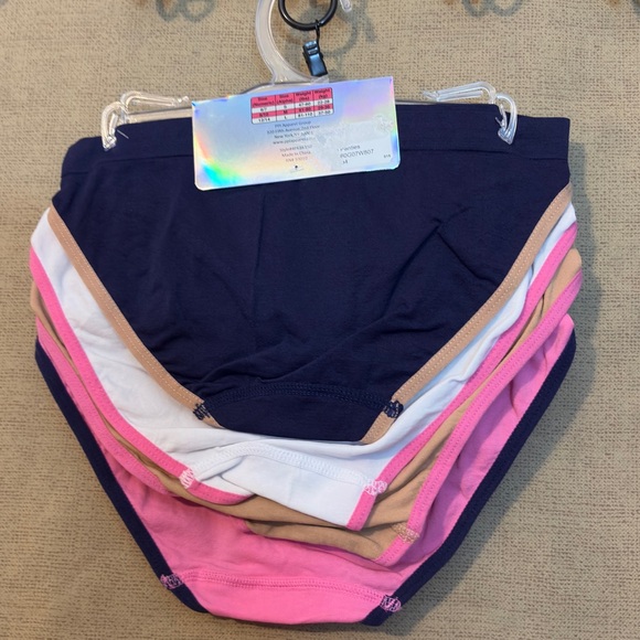 Sweet Princess Girls Seamless Bikini Panties - Picture 2 of 8